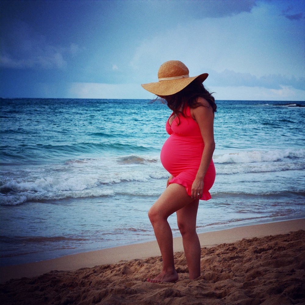 Jessica Simpson maternity swimsuit small coral